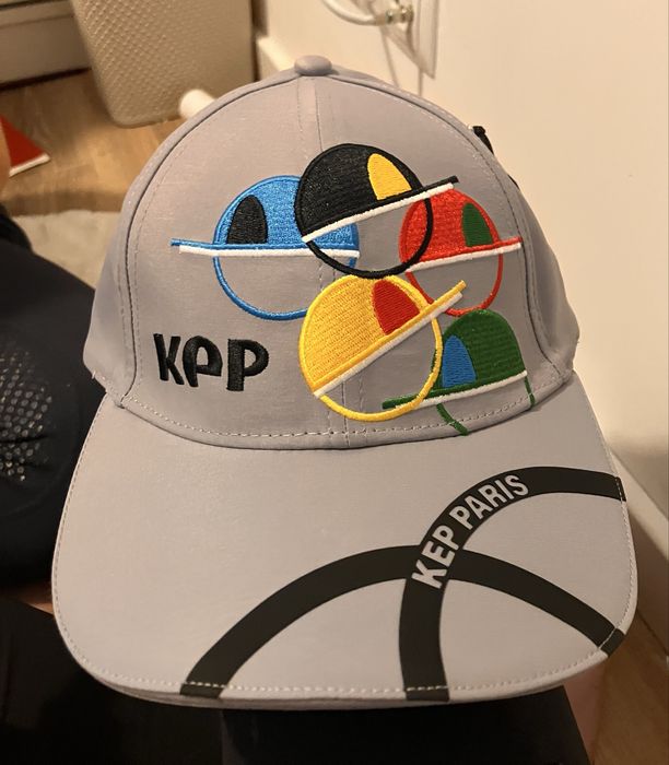 Czapka z dasxkiem KEP