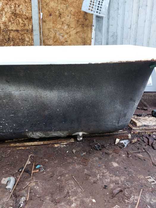 Чугунна ванна 150 на 70см біла б.у.