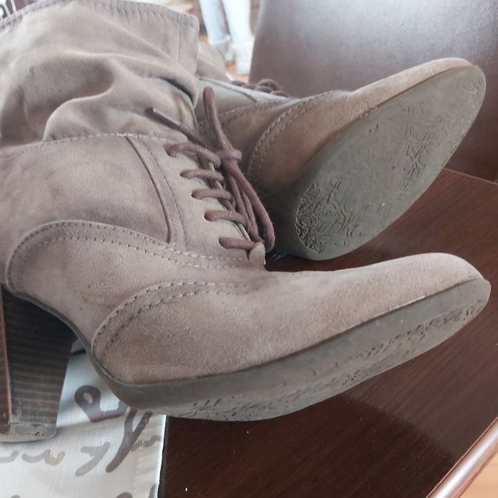 Kozaczki zamszowe r.39 Graceland