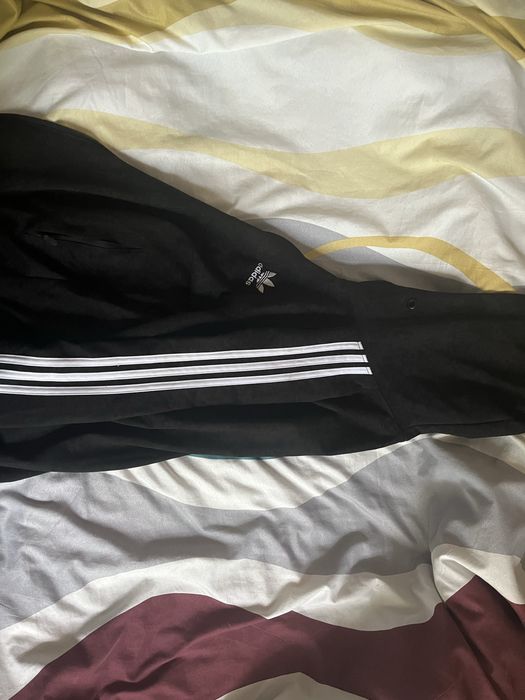 Кофта Adidas чорная