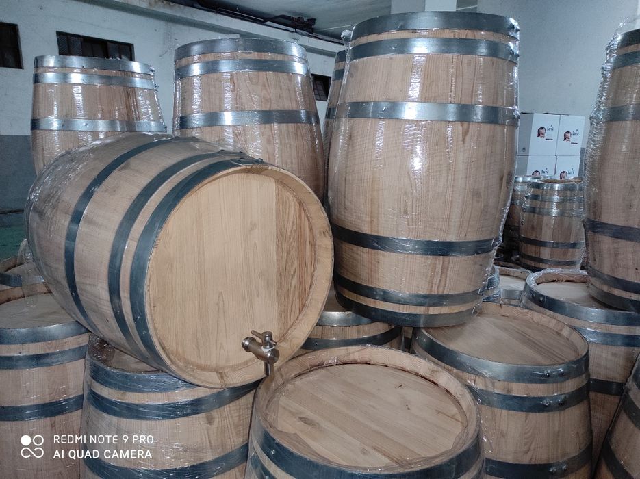 Pipos/Pipas/Barril/Barris/Barricas em Madeira