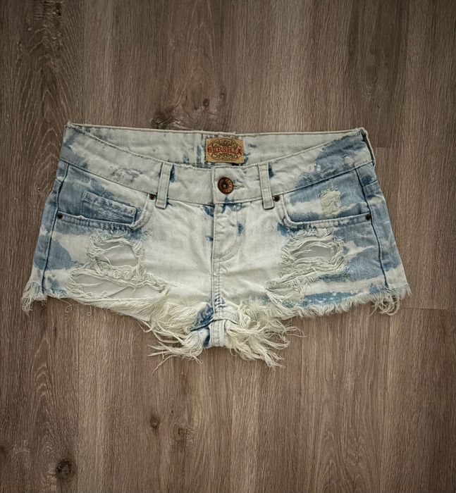 Джинсові шорти Bershka