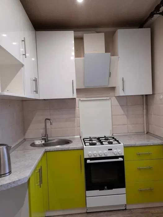 Срочно!!! Сдам 1 кв ТРК Украина Юбилейный 4500 гр.