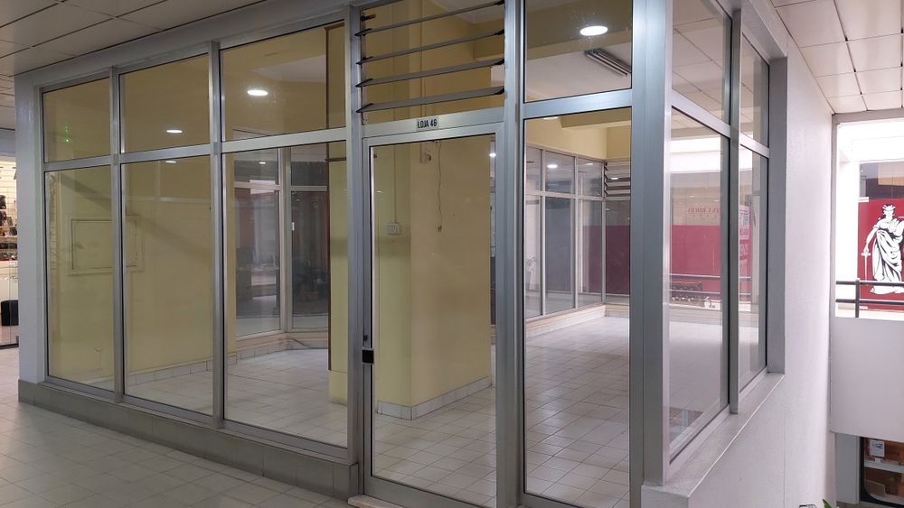 Loja para arrendar na Trofa. Ideal para Escritório ou Atelier