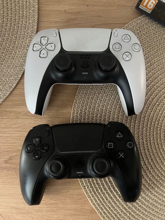 Ps5/PlayStation 5 PRO (2TB) + Napęd + 2 Pady + Gra | GWARANCJA do 2027/28! | Stan IDEALNY