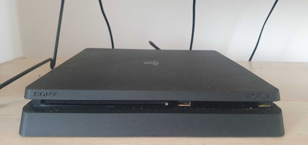 PS4 em optimo estado