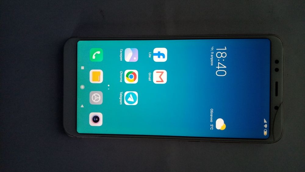 Xiaomi Redmi 5 Plus  3/32.