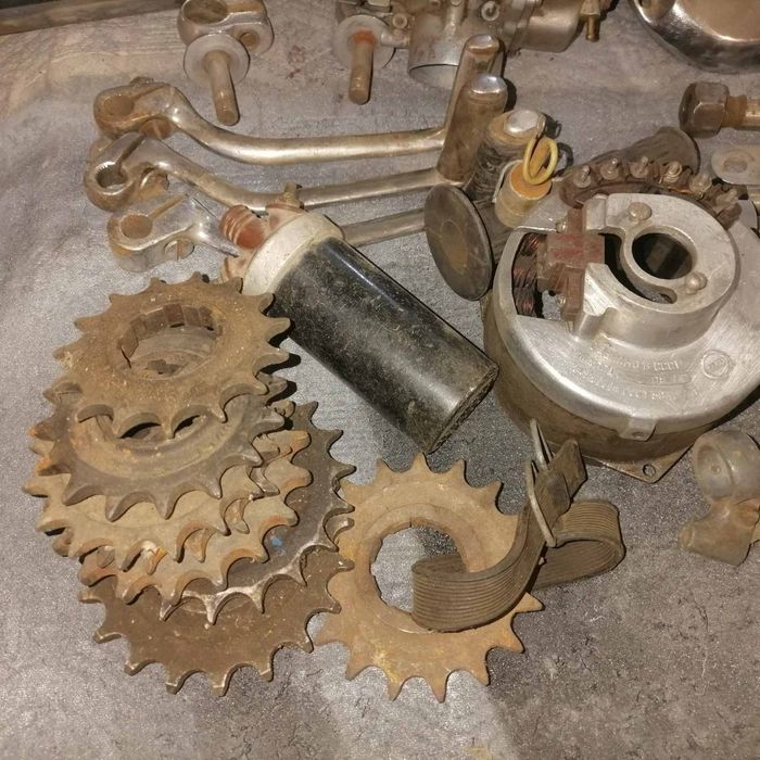 Запчастини на мото ІЖ ПЛАНЕТА СПОРТ.