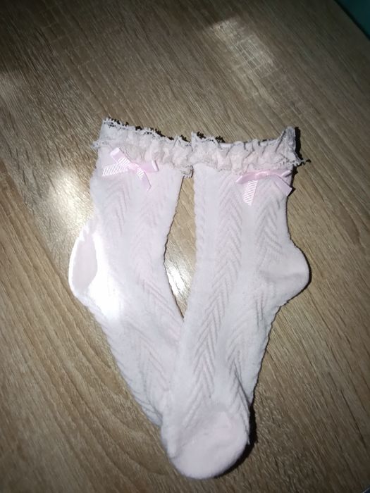 Skarpetki z koronká i kokardką