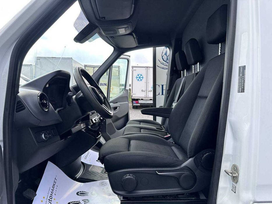 Mercedes-Benz Sprinter 2020p.