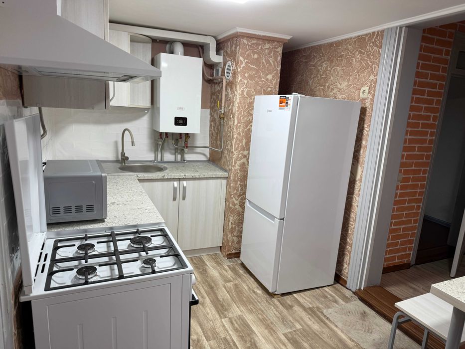 Здам будинок в оренду, окремий двір, казбет