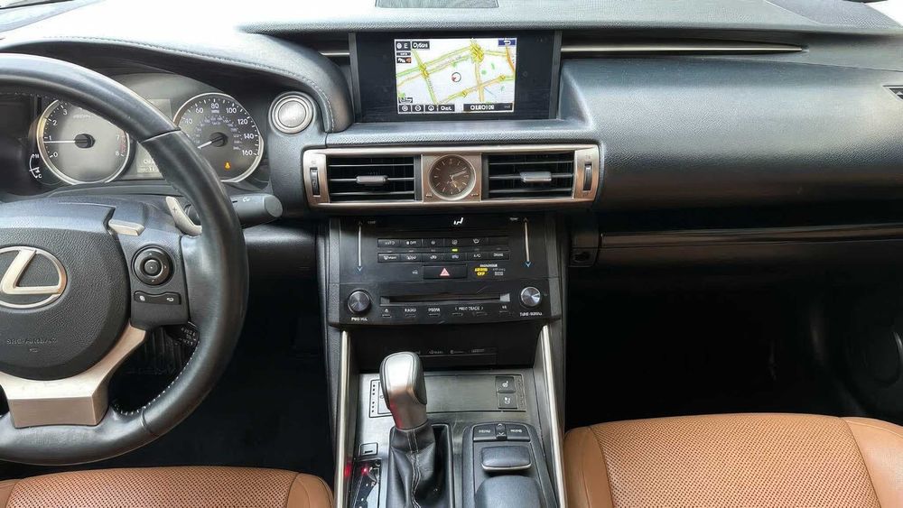 Lexus IS 350      2015