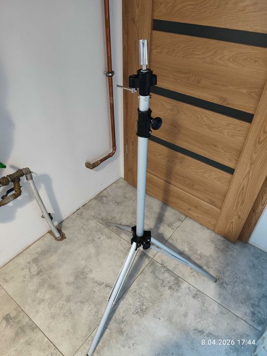 Statyw do glowki fryzjerskiej