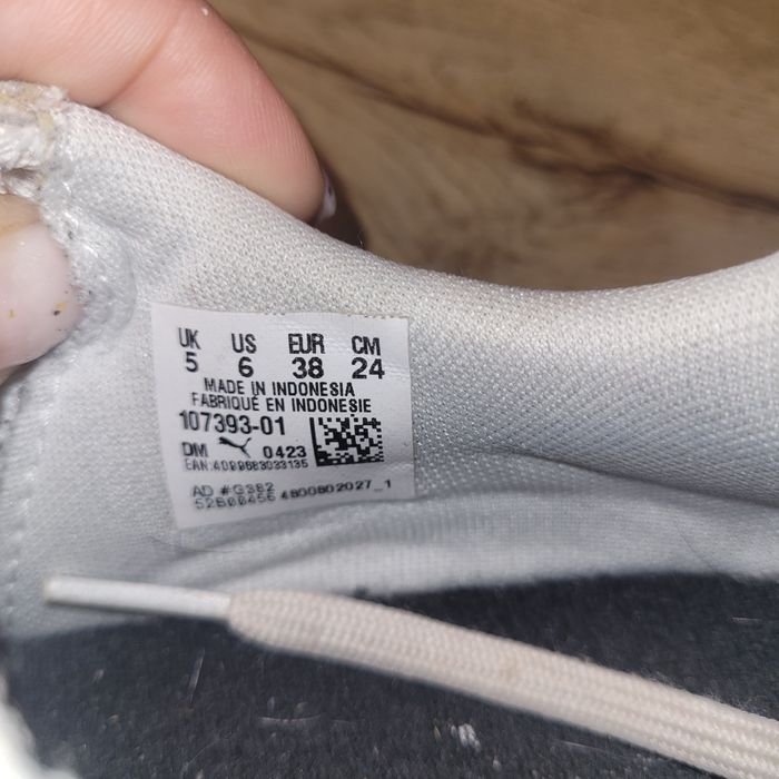 Buty sportowe halówki PUMA roz 38