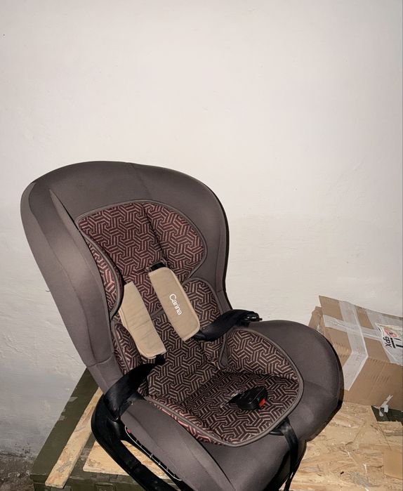 Автокрісла автокрісло