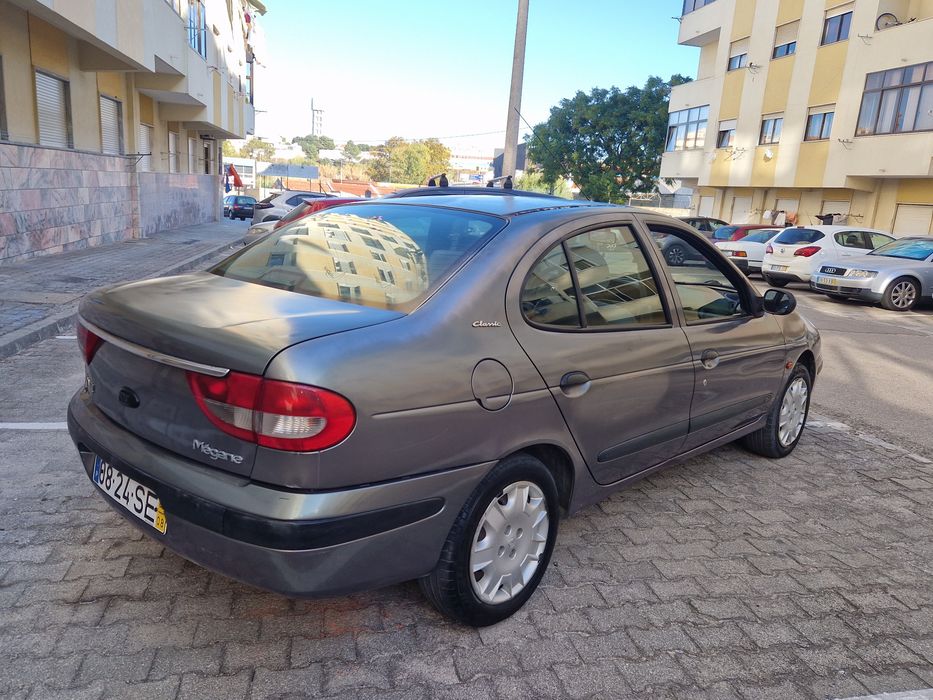 Renualt Megane 1.9DTI — photo 3