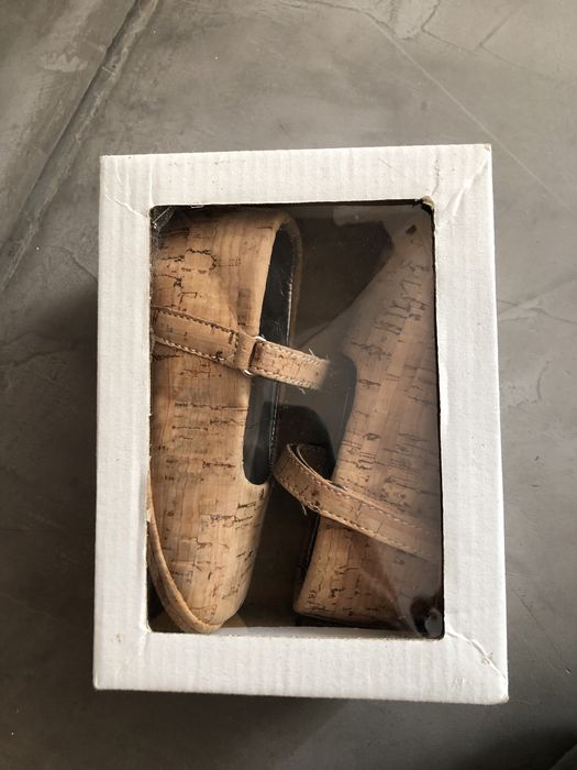 Sapatos cortiça bebé 19