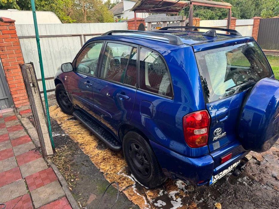 Продам Toyota RAV4