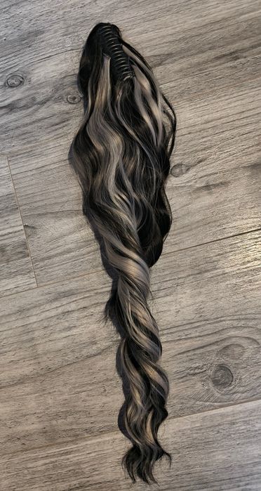 Nowe włosy doczepiane