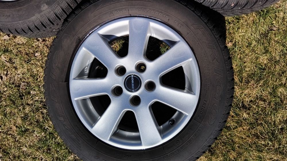 Felgi aluminiowe 15 cali, obręcze do  golf 5, Borbet 5x112 plus śruby