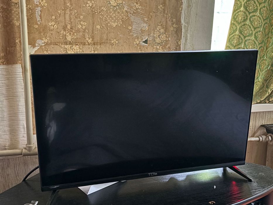 Телевізор TDLex LE 32F2S