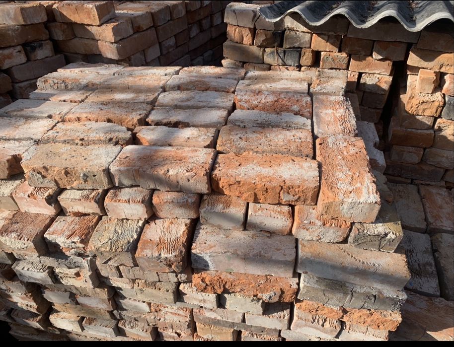 Цегла ціла , б/у , 3грн