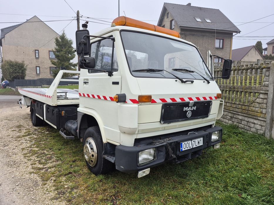 MAN pomoc drogowa auto laweta