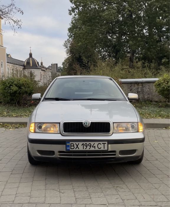 Продам власне авто Skoda Octavia Tour