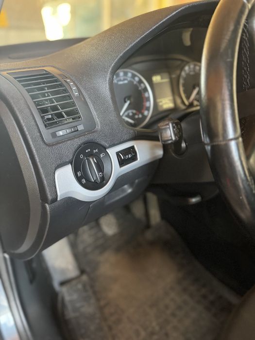 Шкода Октавія 2011