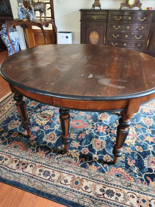Mesa de jantar .