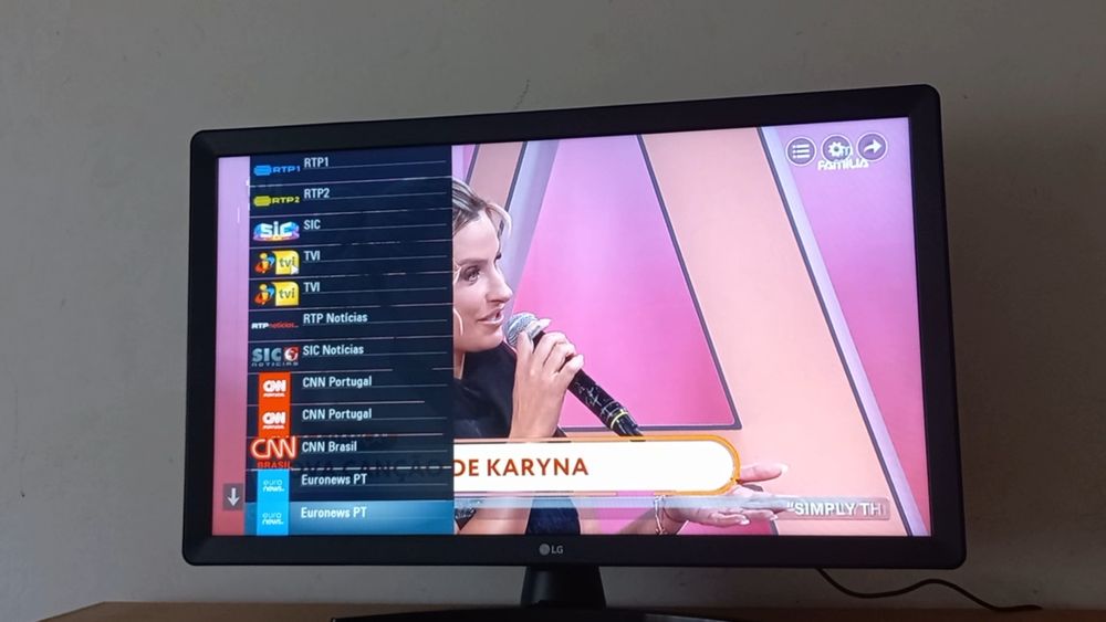 TV LG 28 Polegadas com comando