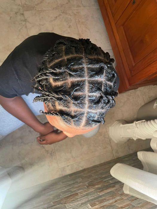 Manutenção e penteados de tranças – Setúbal / Domicílio