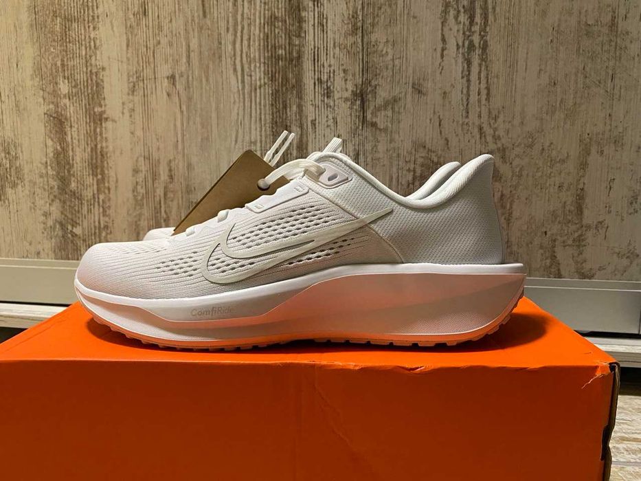 Кросівки Nike Quest 6 Men's Road Running Shoes