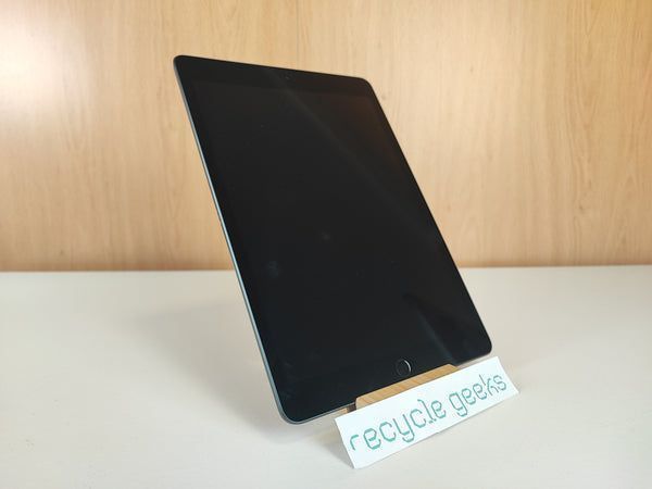 Apple iPad 10.2" (2020) 8ª geração 32 GB WiFi Cinzento Sideral