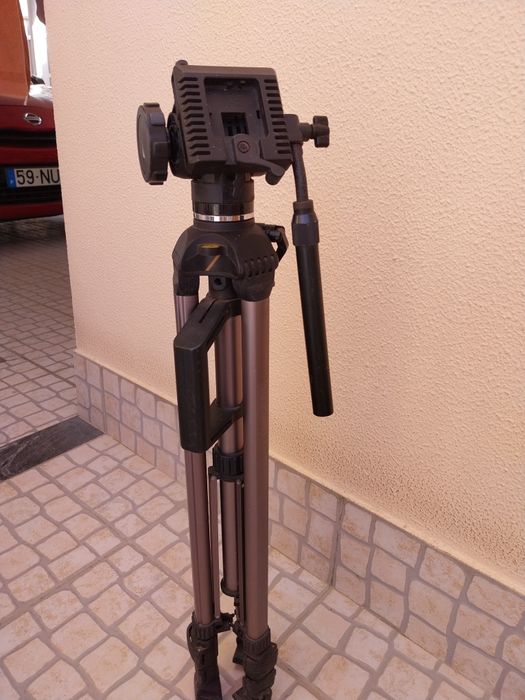 Tripé marca Vanguard VT-550