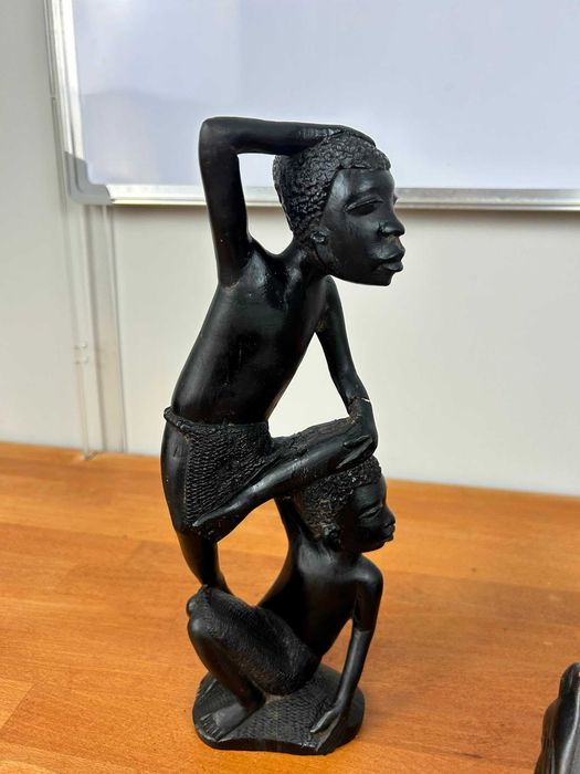 Peças pequenas de arte africana