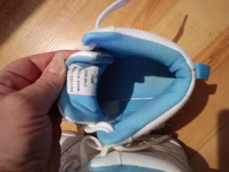 Buty adidasy stitch dla dziewczynki rozm 32