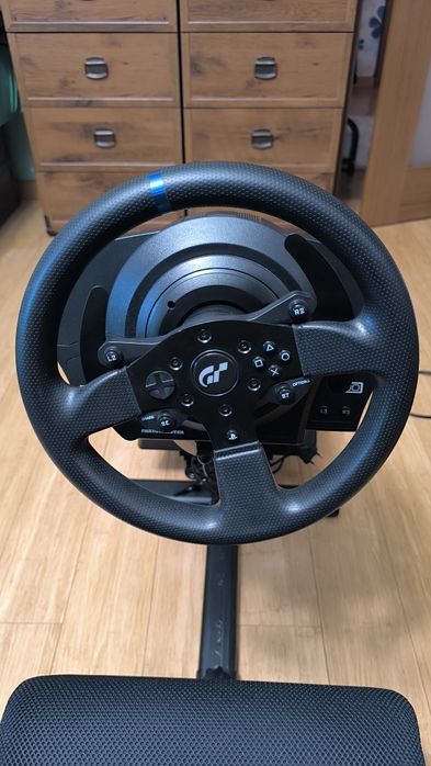 Kierownica thurstmaster 300t + fotel Playseat Evo