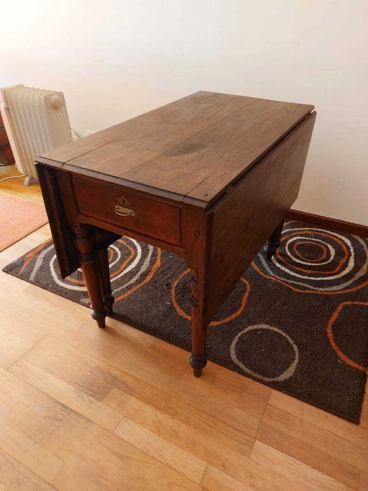 Mesa centenária dobravel + 4 cadeiras, 150x100x75