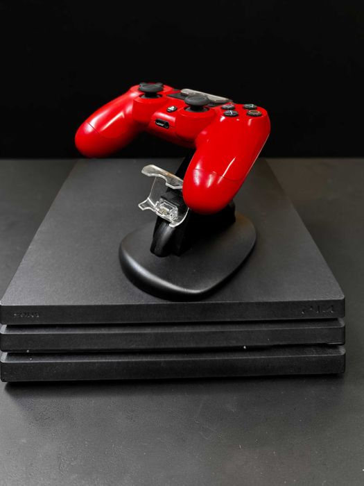 PlayStation 4 Pro 1TB + pad + okablowanie – gotowy zestaw do grania