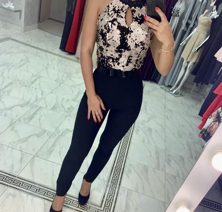 Комбінезон з паєткою