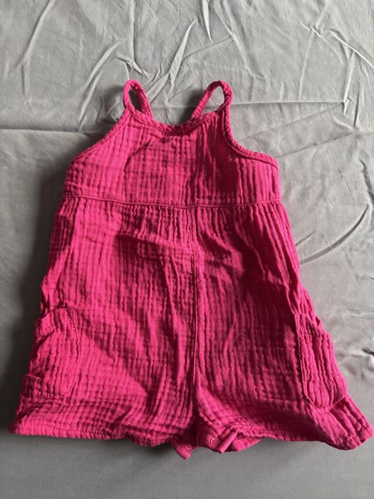 Zestaw ubranek 6–9 mies. (rozmiar 74)