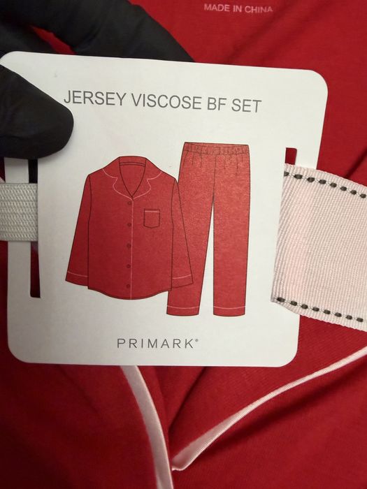 Жіночі піжами під VS