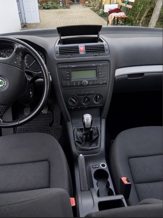 Skoda Octavia 2.0 бензин 4+4