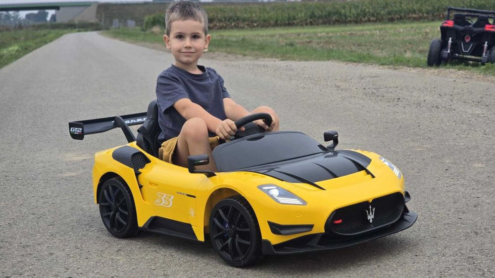 Autko MASERATI MC20 na akumulator dla dzieci 4x4