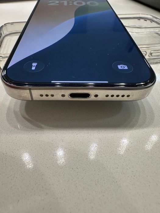 iPhone 16 Pro 256GB (Com garantia)