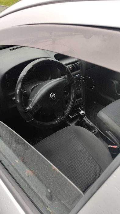 Veiculo opel astra LER ANUNCIO COMPLETO