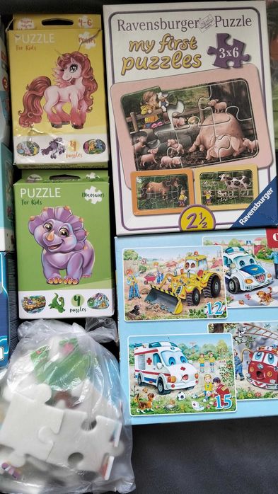 Дитячі пазли лотом.