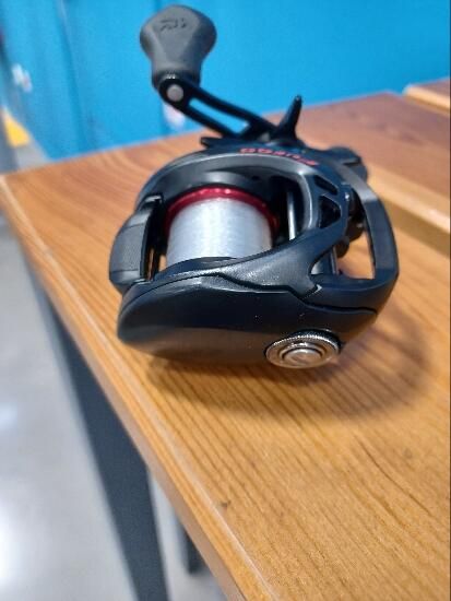 CARRETO DAIWA FUEGO CT 100 HL