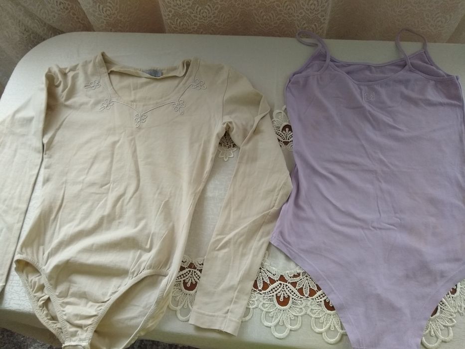 Body damskie r.42/cena za dwie pary 25 zl/